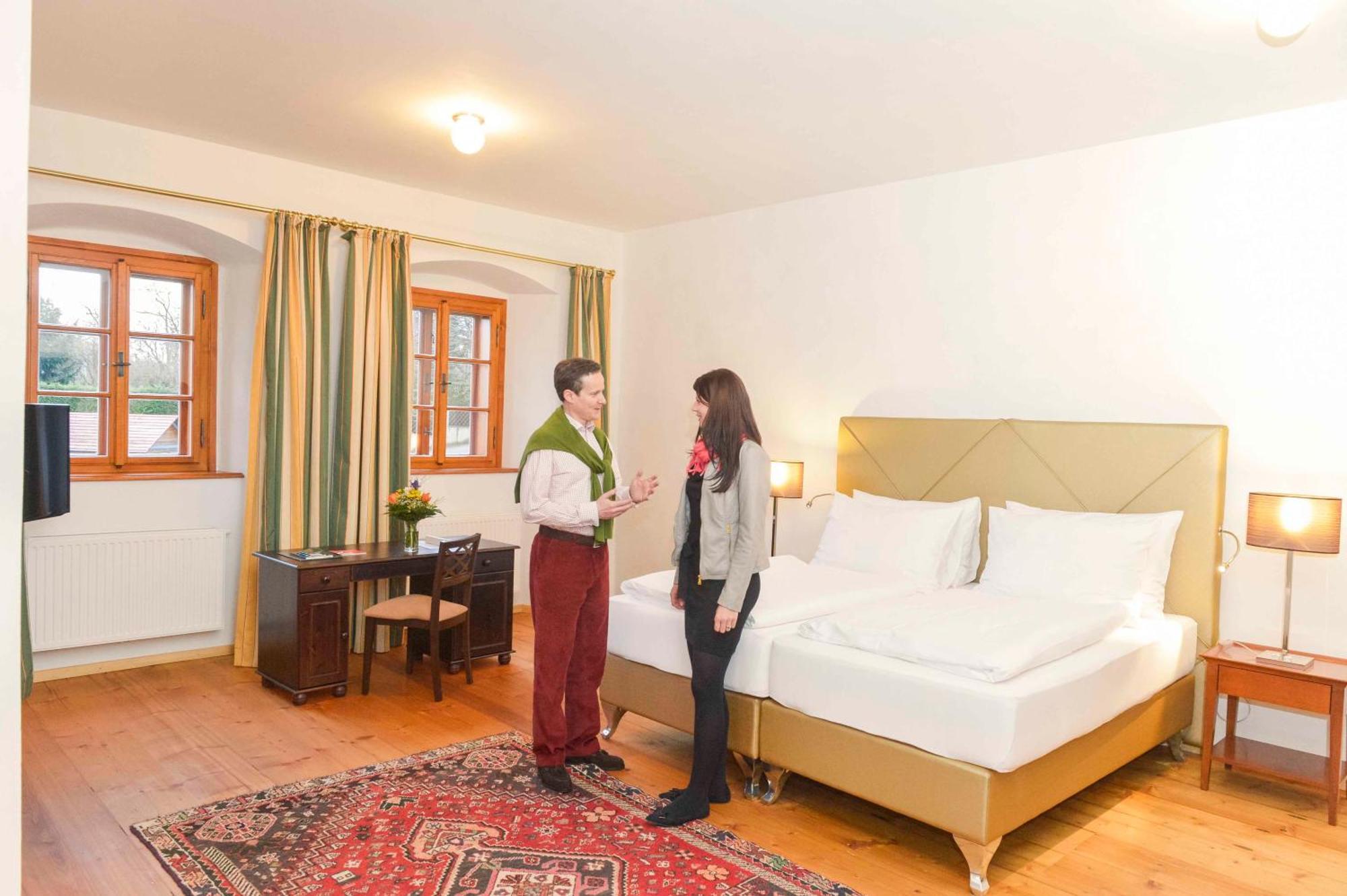 Schlosshotel Mailberg Стая снимка