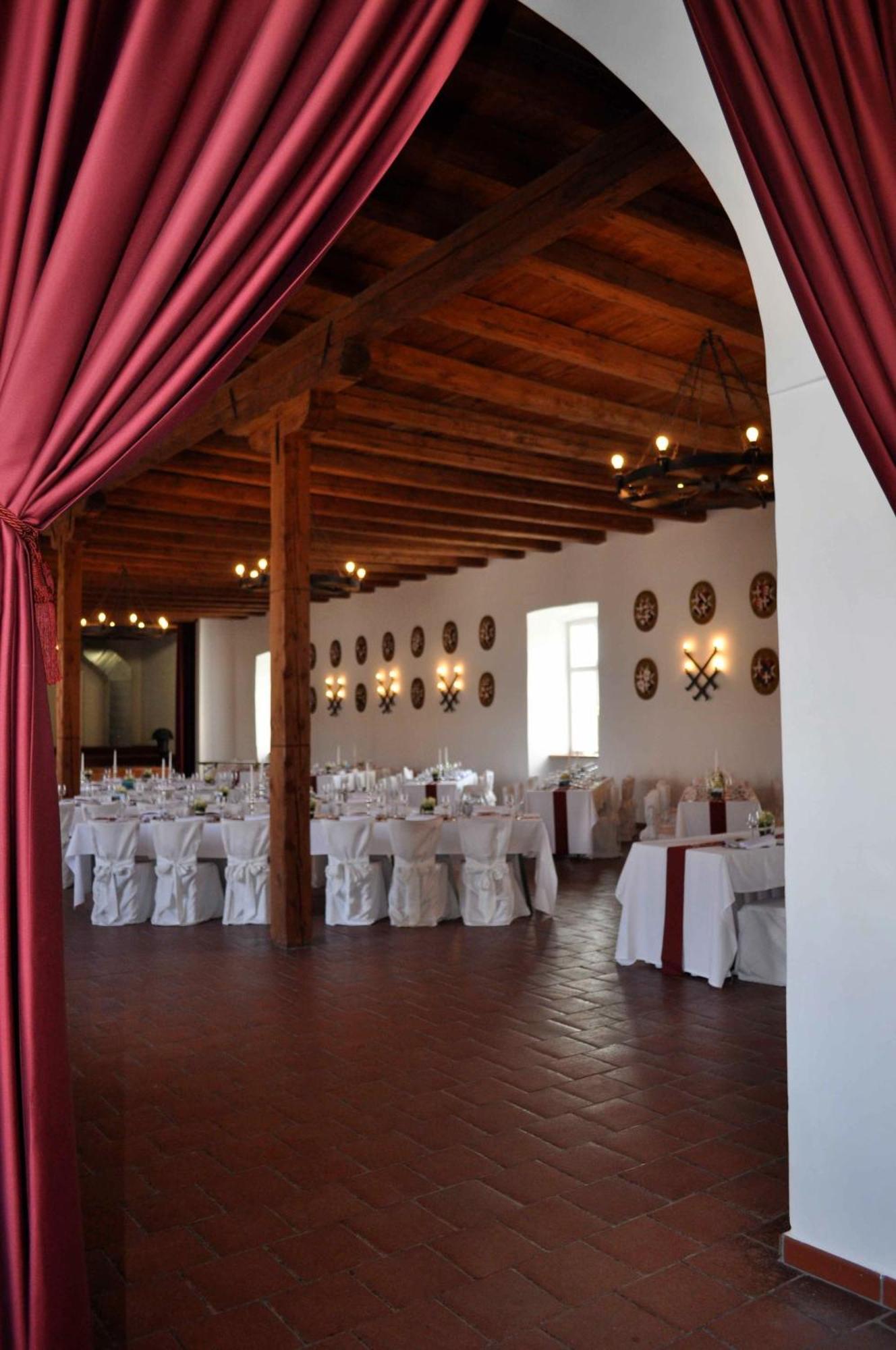 Schlosshotel Mailberg Екстериор снимка