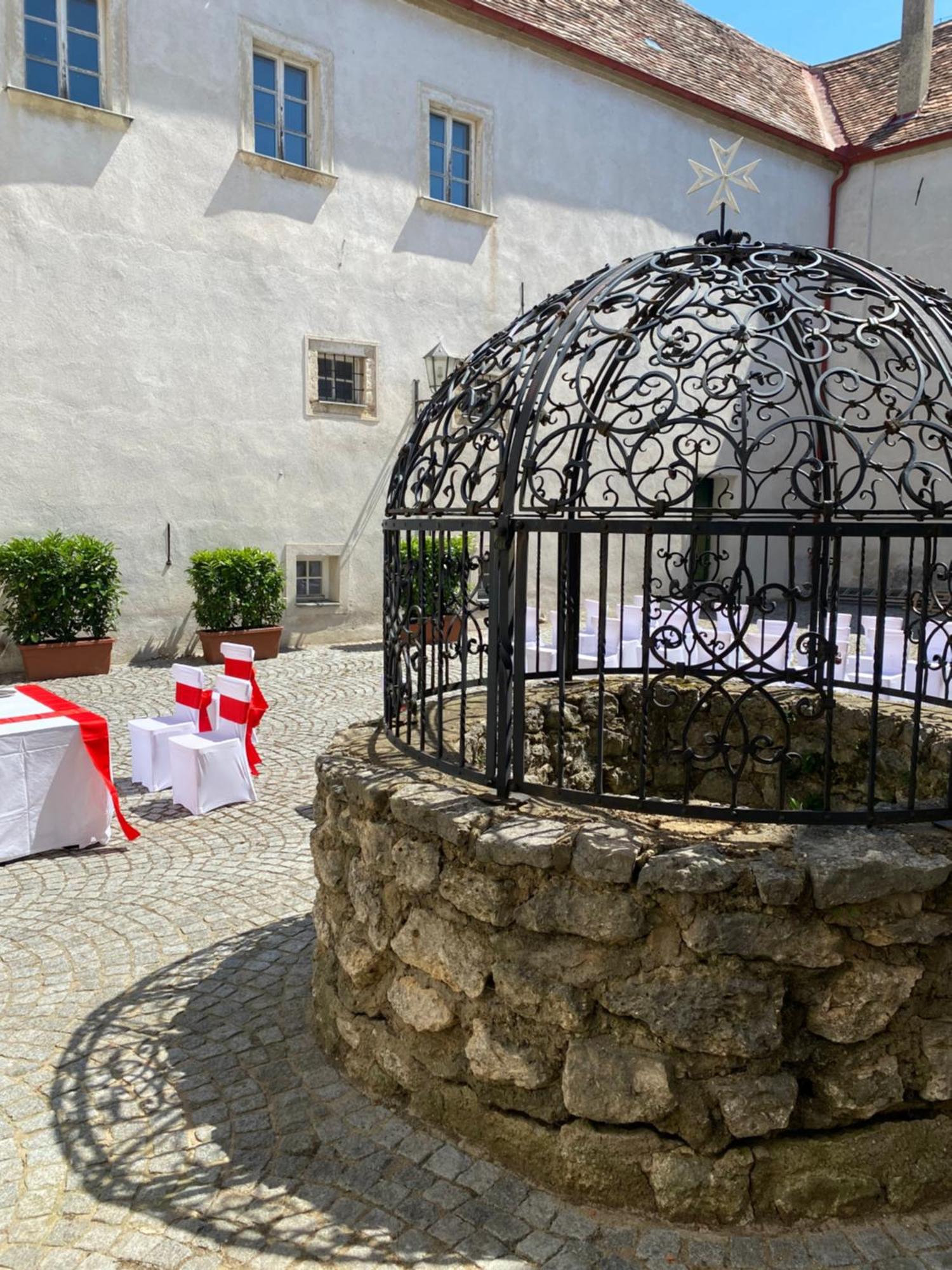 Schlosshotel Mailberg Екстериор снимка