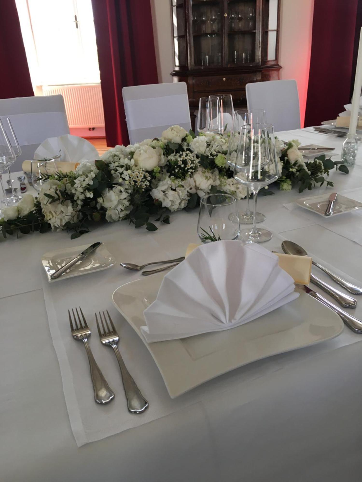 Schlosshotel Mailberg Екстериор снимка